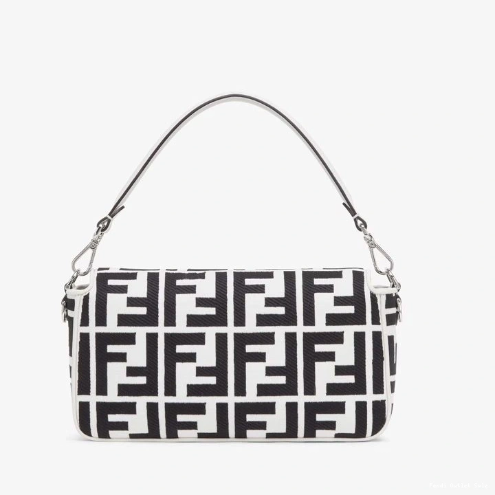 Cheap Bag FF Black Baguette Canvas In White Motif Fendi Medium 0802